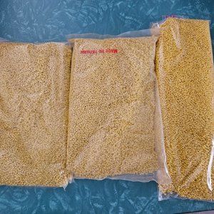 1000's of seed beads